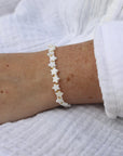 Pineapple Island Surgawi Mother of Pearl Star Bracelet - Cream/Gold