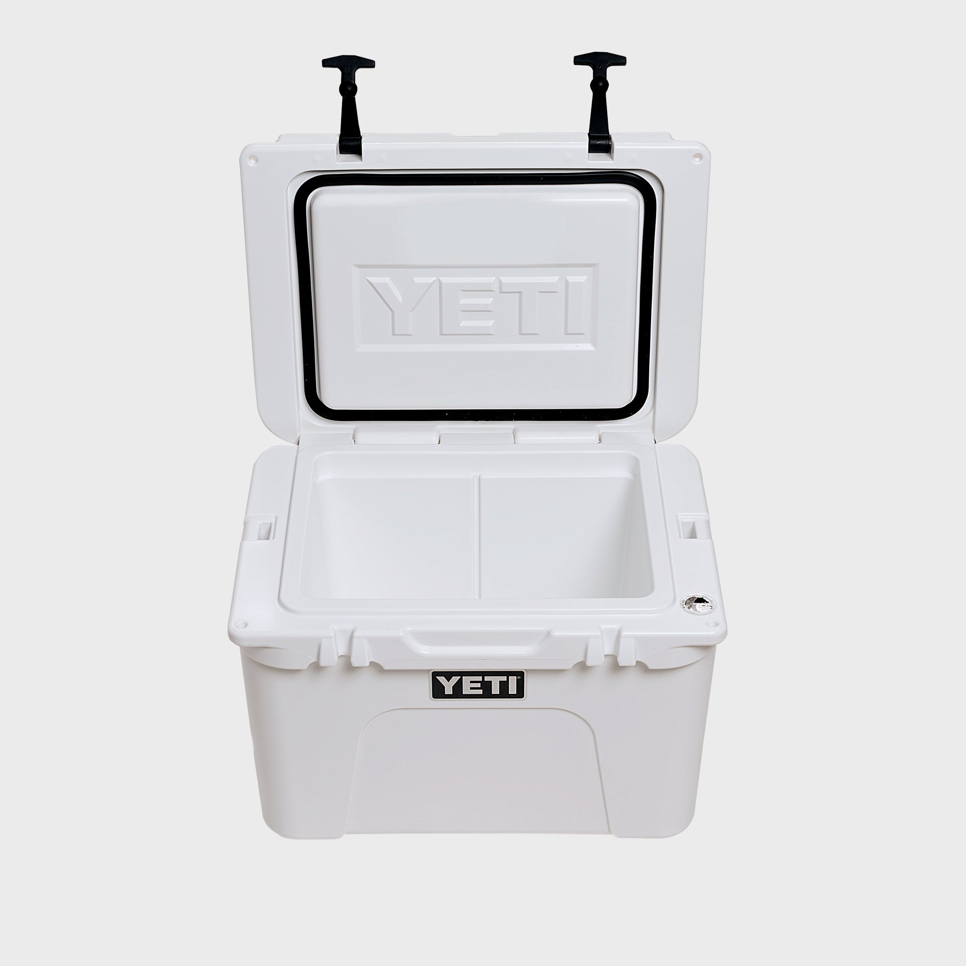 Yeti Tundra 35 - Hard Cooler - White - ManGo Surfing