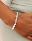 Puka Shell and Frosted Bead Stretch Bracelet / Mint Green - ManGo Surfing