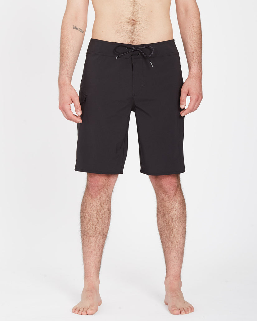 Volcom Mens Lido Solid Mod 20&quot; Boardshorts - Black - ManGo Surfing