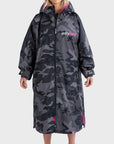 Dryrobe Adults Advance Long Sleeve Dryrobe - Black Camouflage/Pink - ManGo Surfing