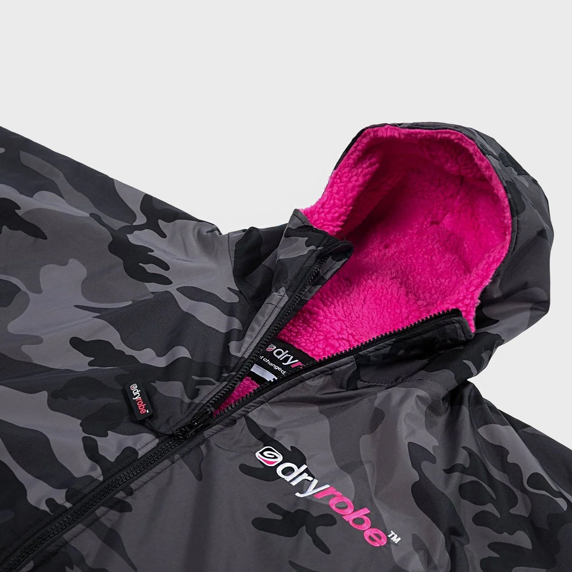 Dryrobe Adults Advance Long Sleeve Dryrobe - Black Camouflage/Pink - ManGo Surfing