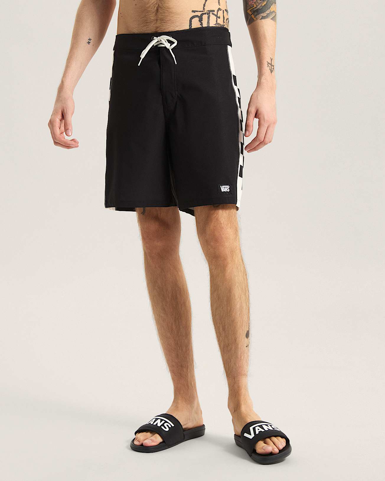 Vans Mens Daily Sideline Mo Boardshorts - Black/Marshmallow