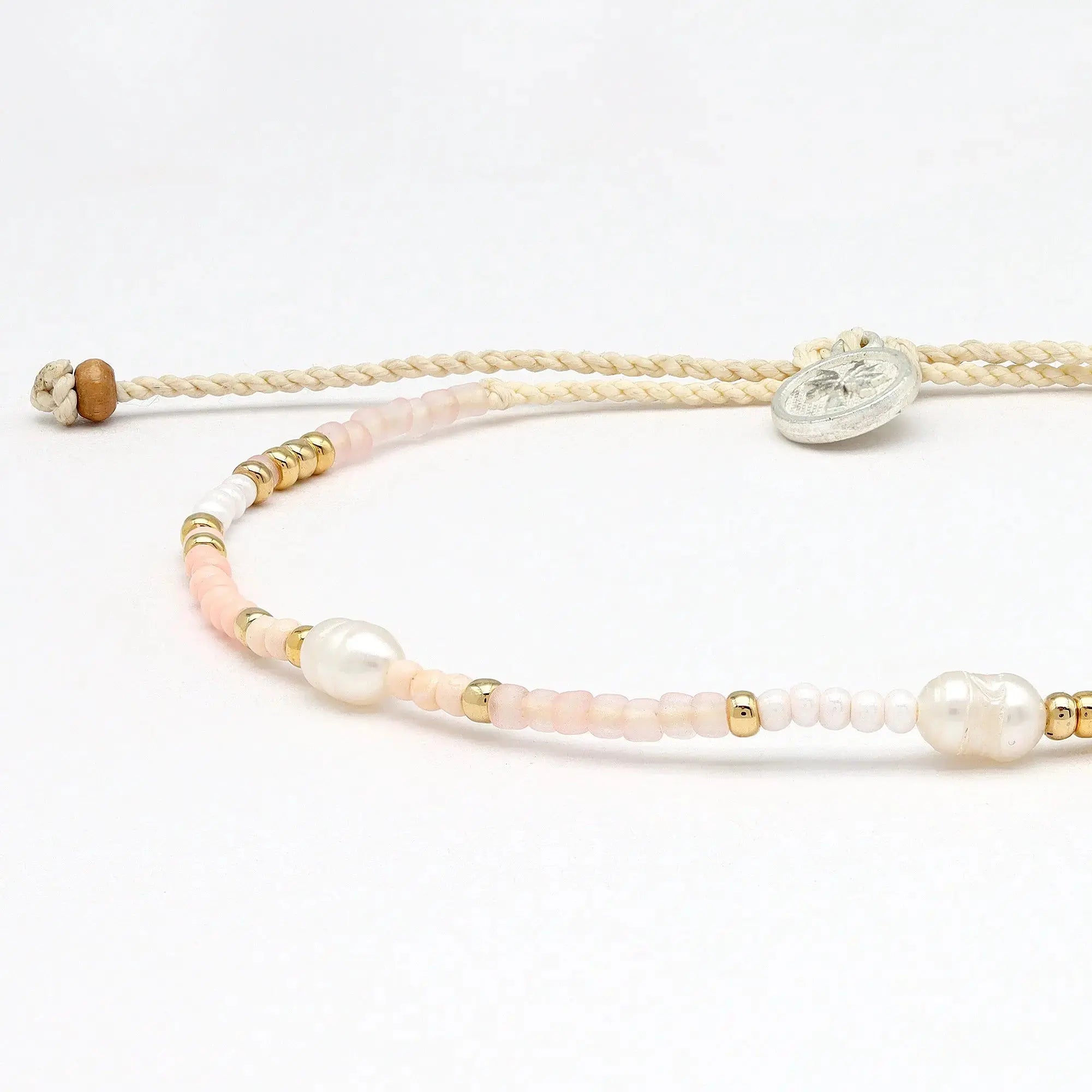 Pineapple Island Giada Cinta Pearl Beaded Surf Bracelet - Pink/White/Gold