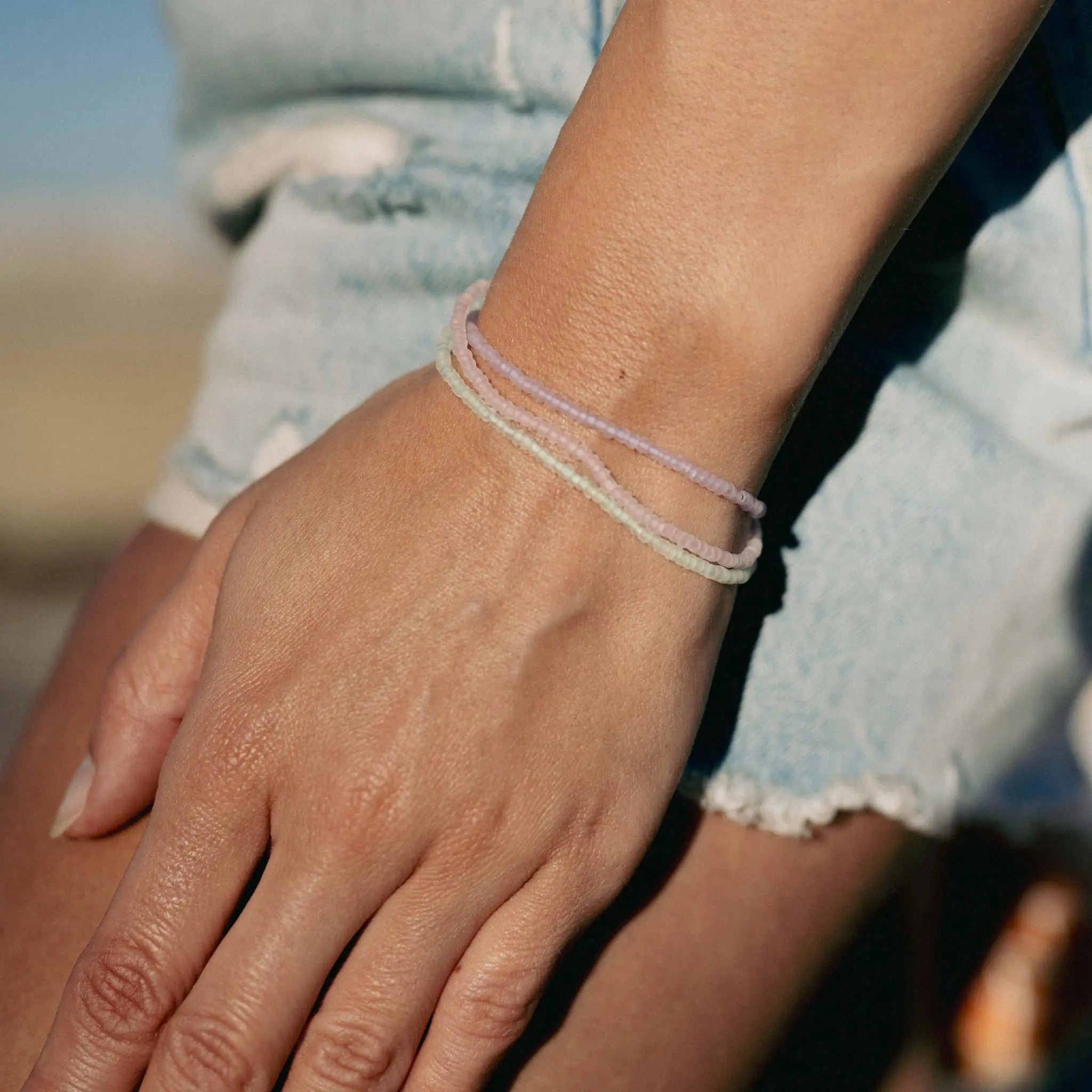 Pineapple Island Ka'anapali Frosted Glass Beaded Bracelet - Pink