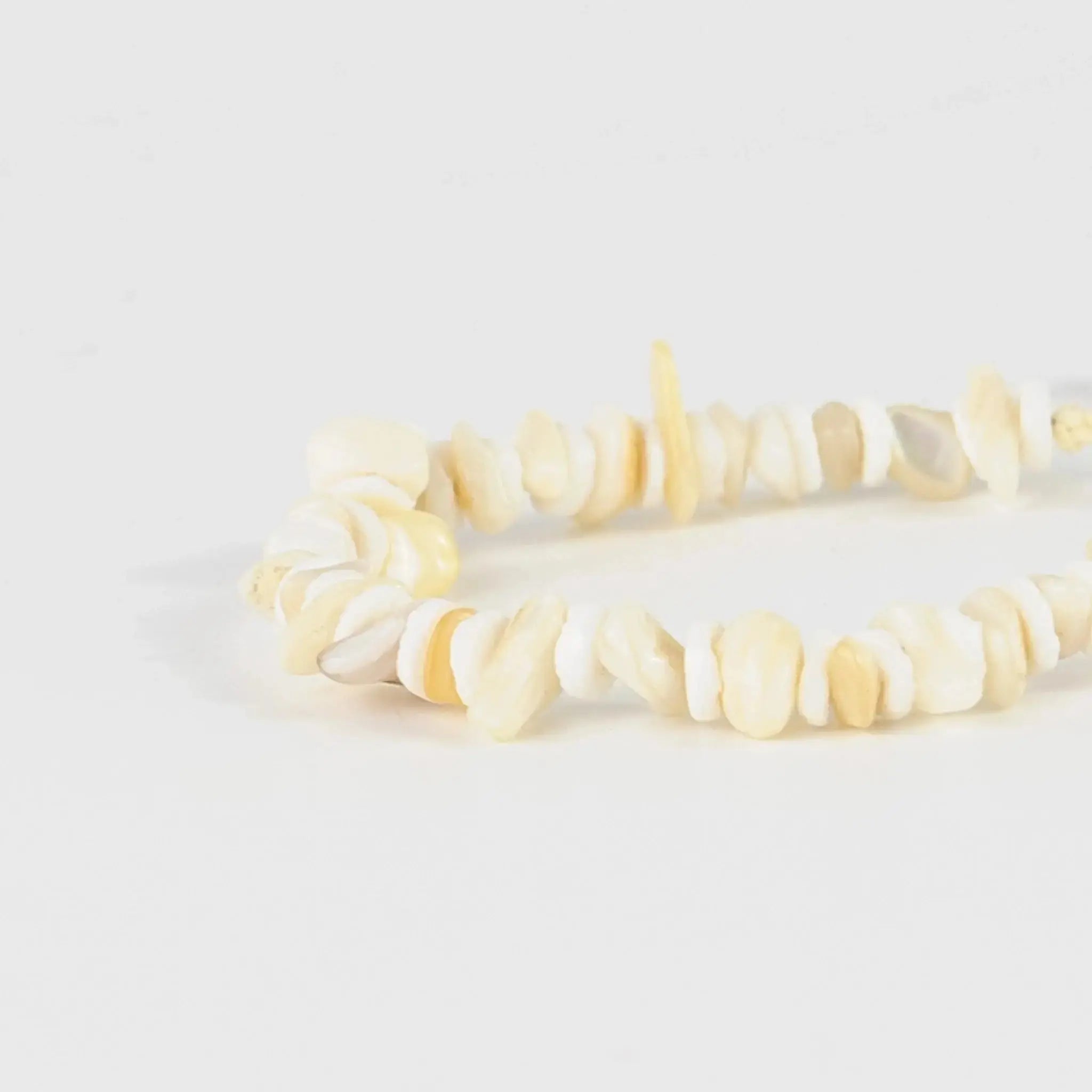Pineapple Island Canggu Puka Shell Surfer Anklet - Cream