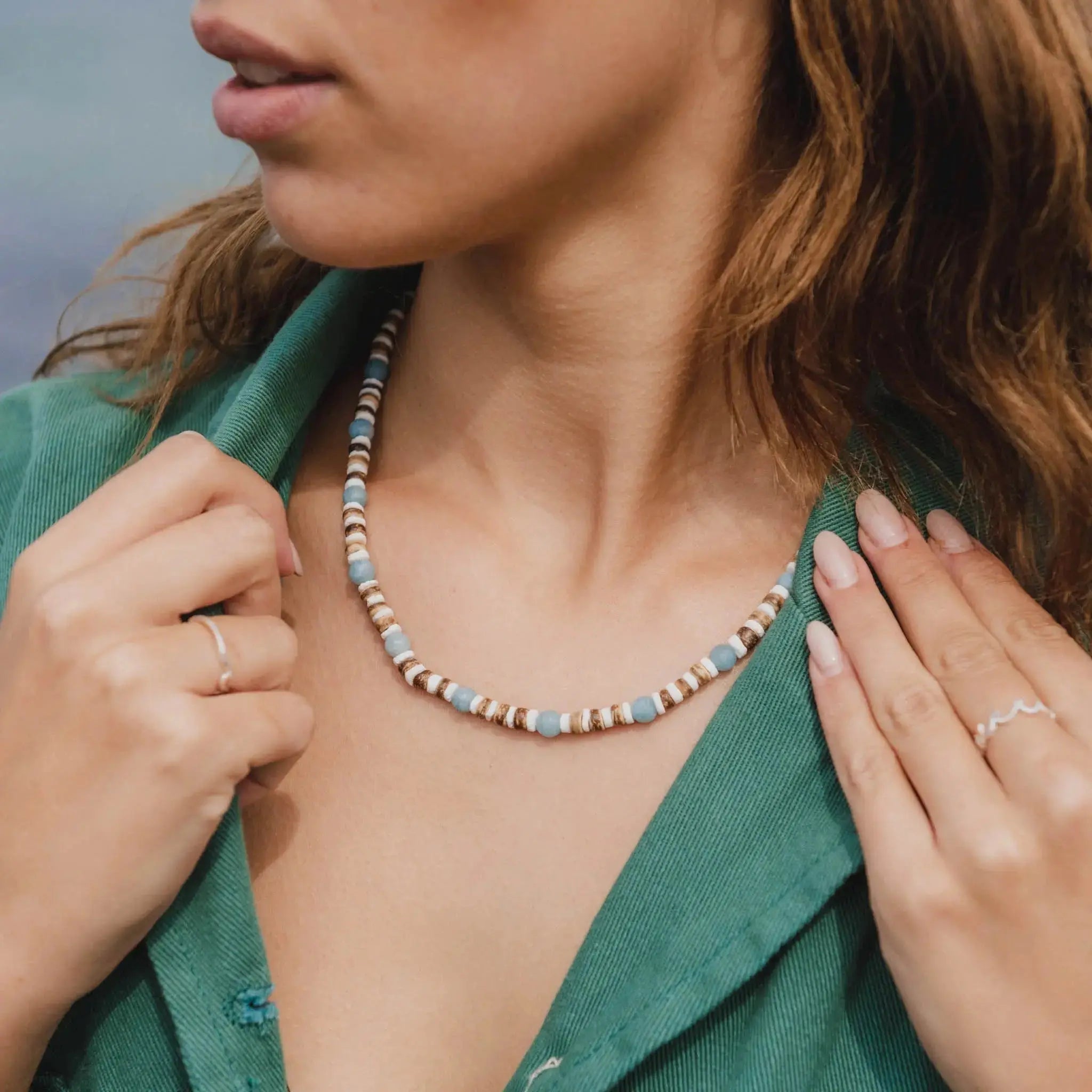 Pineapple Island Manta Point Stone &amp; Shell Necklace - Brown/White/Blue