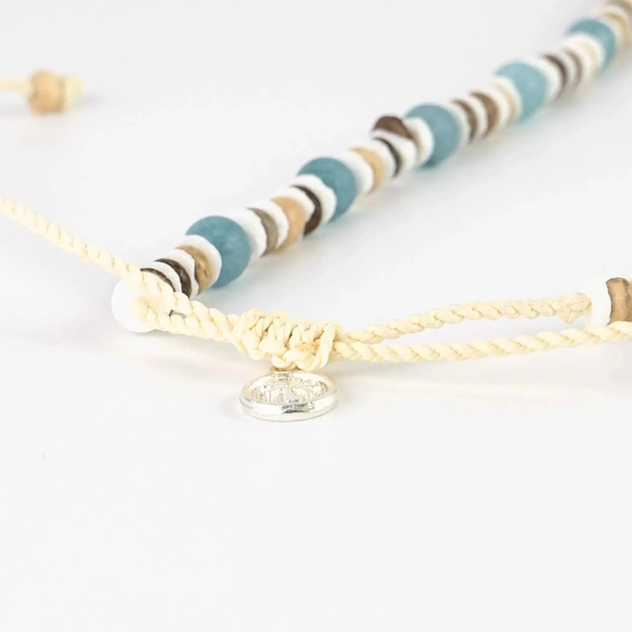 Pineapple Island Manta Point Stone &amp; Shell Necklace - Brown/White/Blue