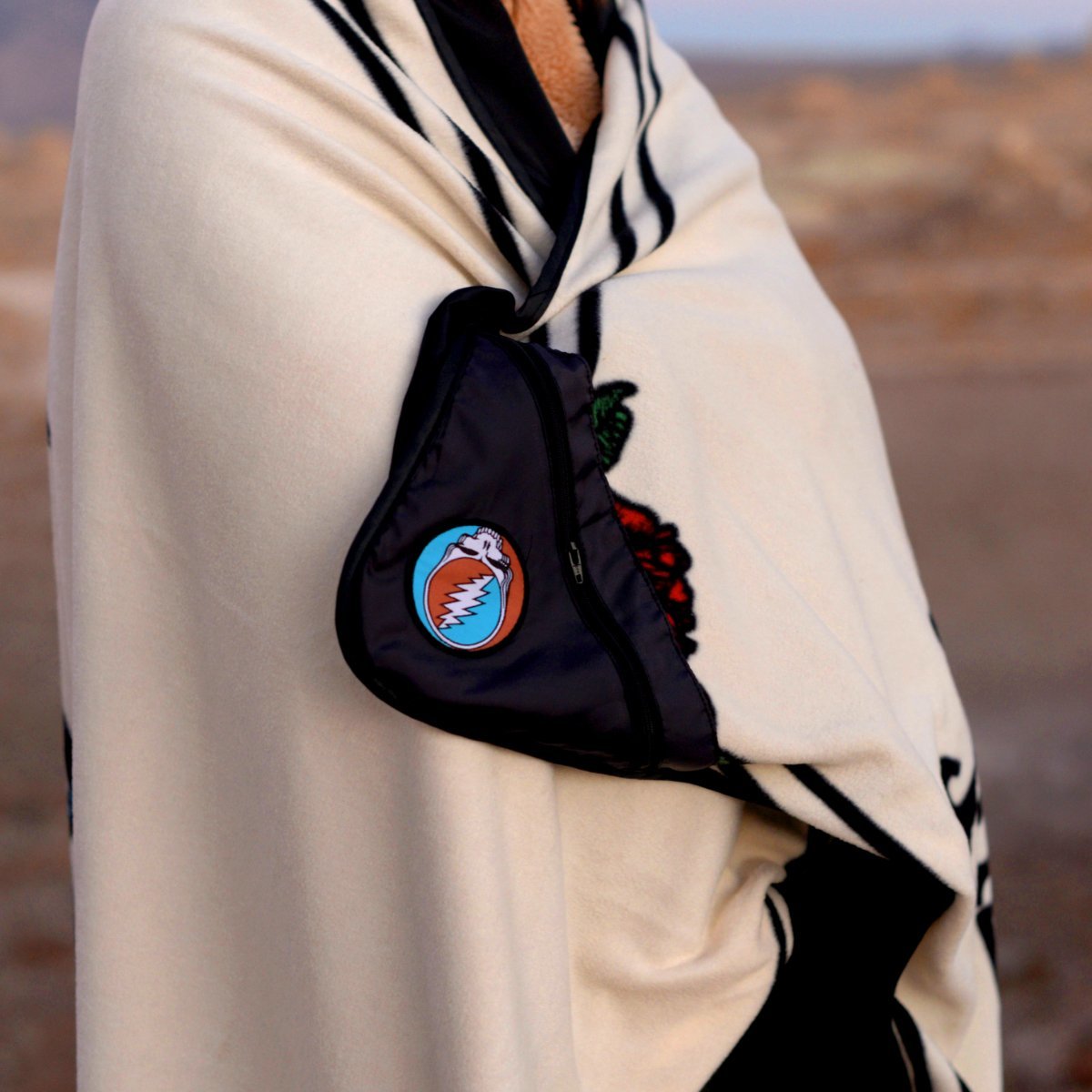 Slowtide Deadhead Camp Blanket - Cream