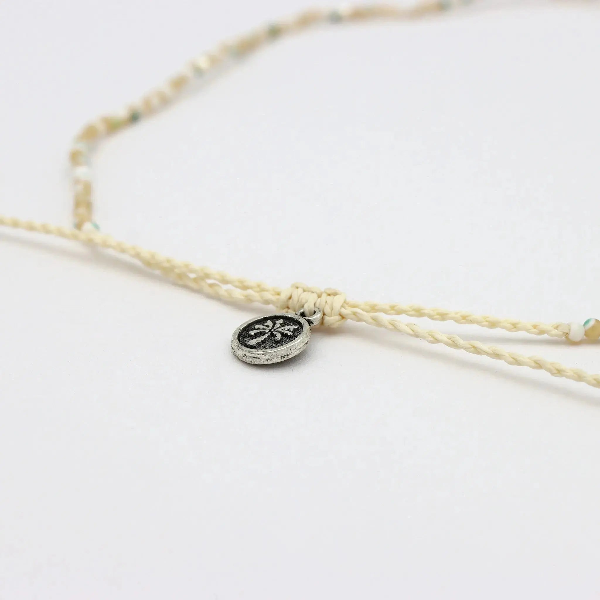 Pineapple Island Kualoa Troca Shell Beaded Necklace - Cream