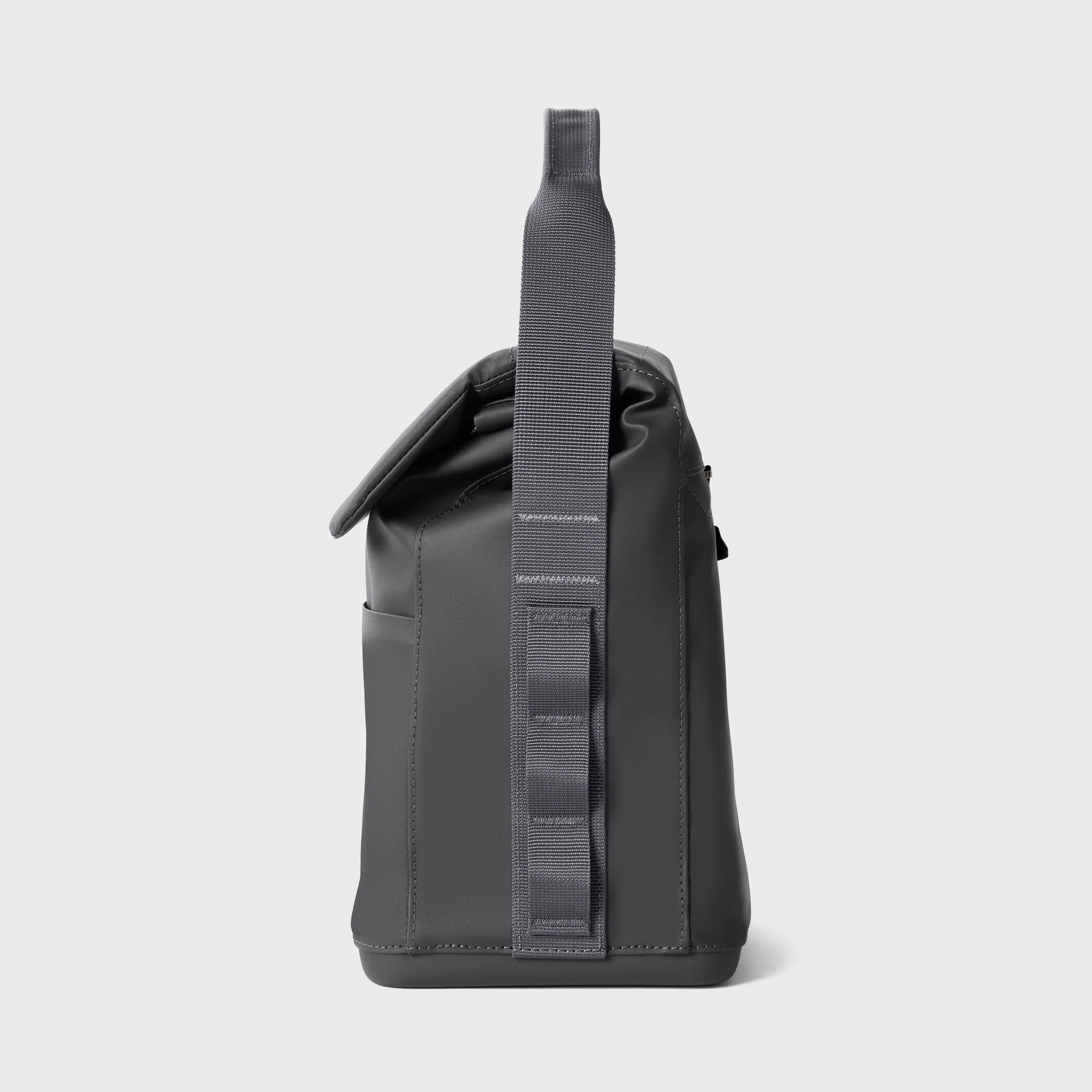 Yeti Daytrip 6L Lunch Bag - Charcoal - ManGo Surfing