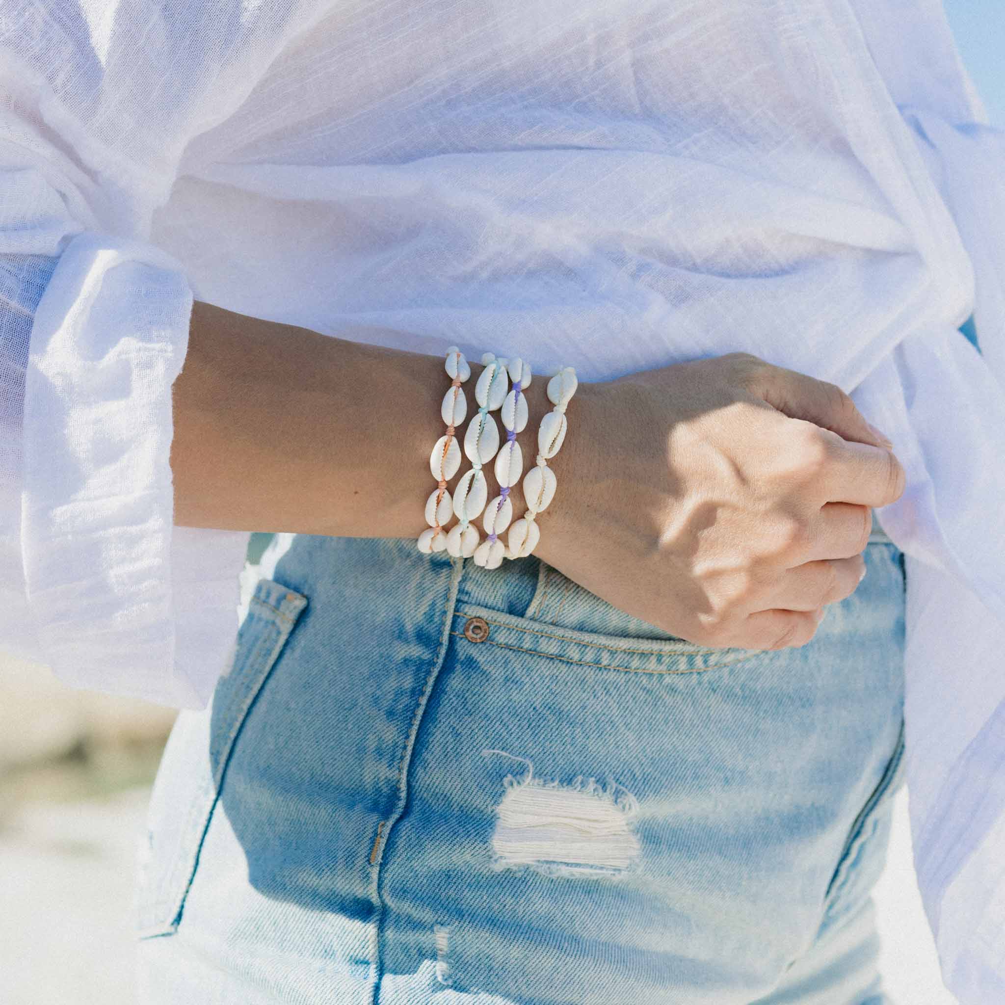 Pineapple Island Livadi Cowrie Shell Surf Bracelet - Turquoise