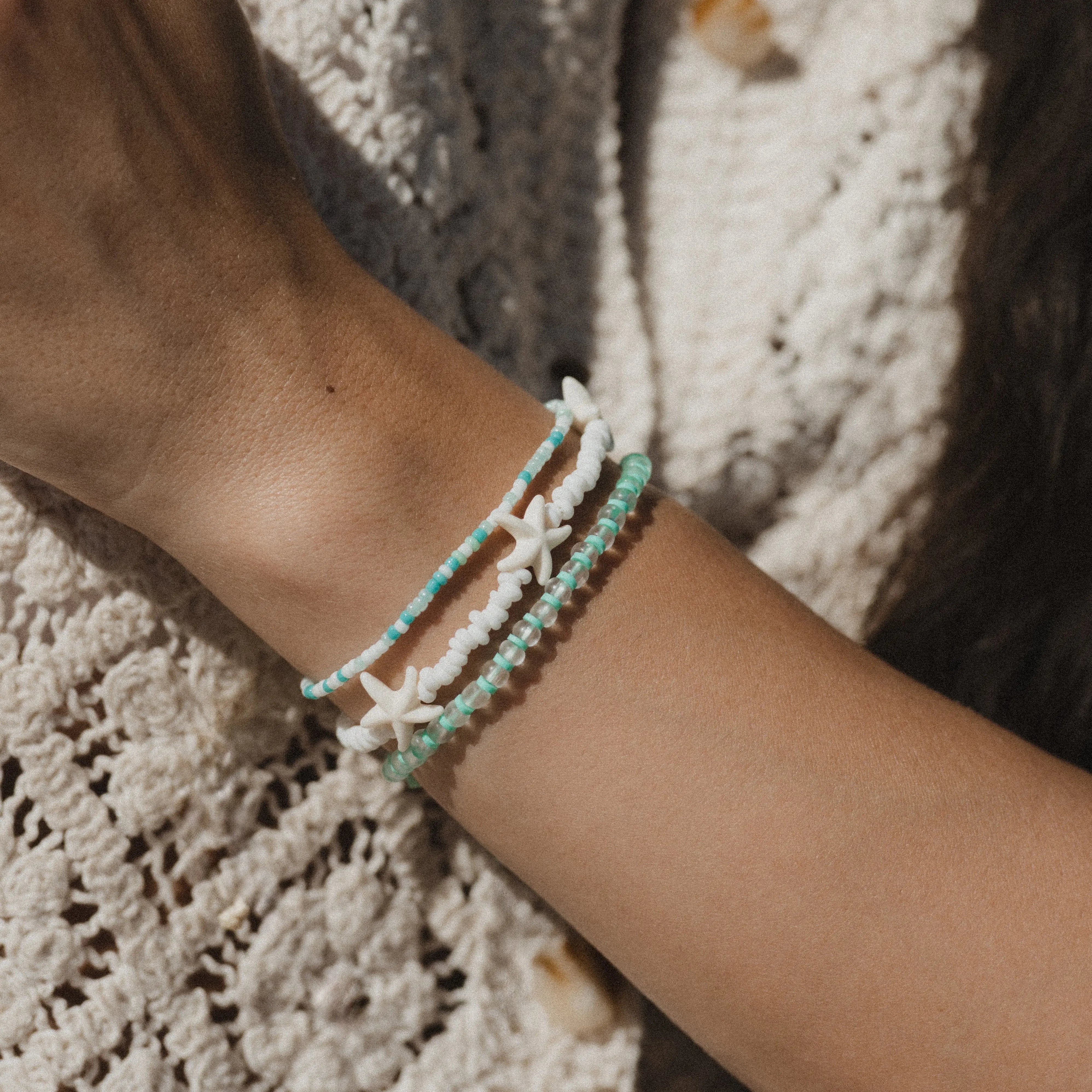 Pineapple Island Shoreline Turquoise Bracelet Trio Set - White/Green
