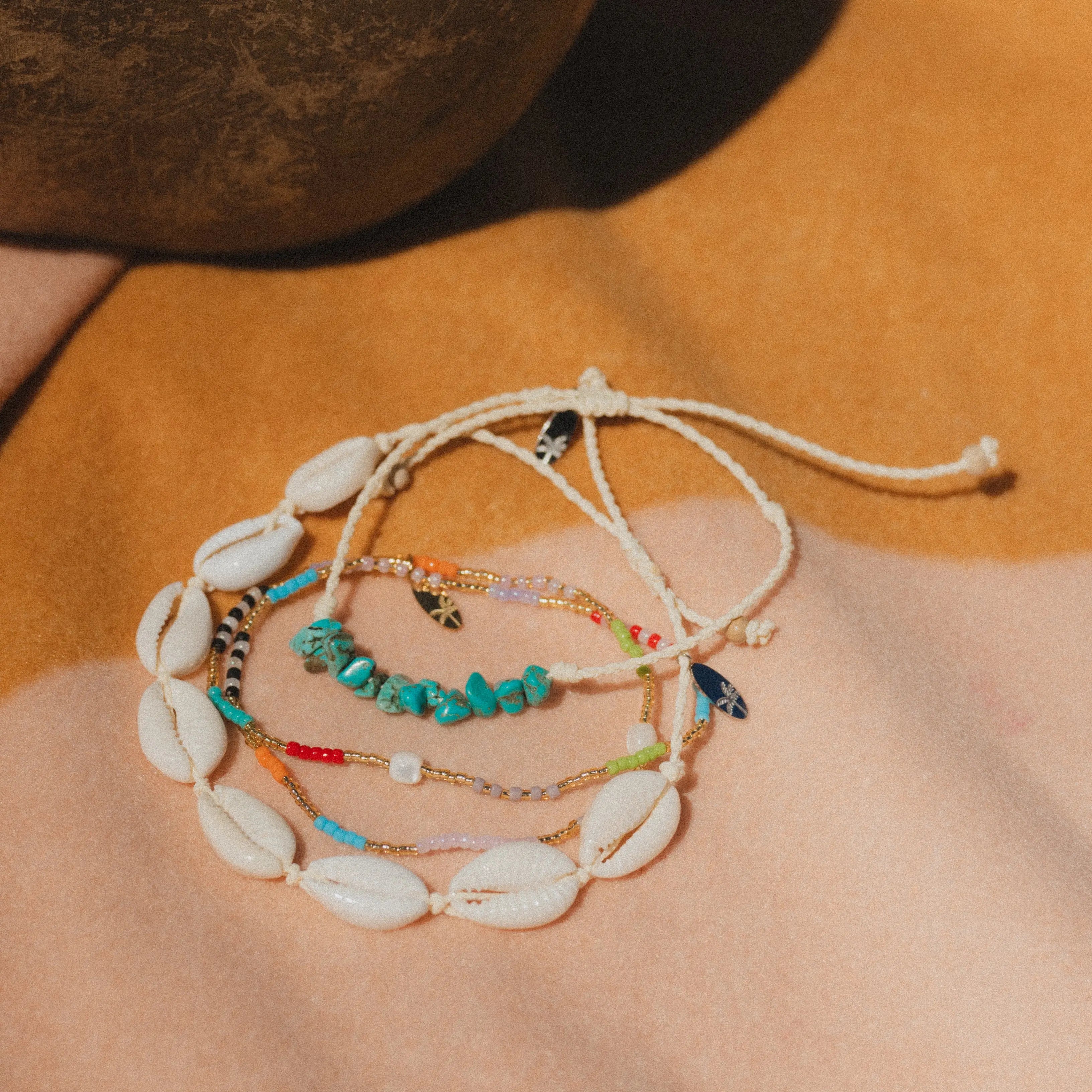 Pineapple Island Halcyon Turquoise and Shell Bracelet Trio Set - White/Turquoise/Multi