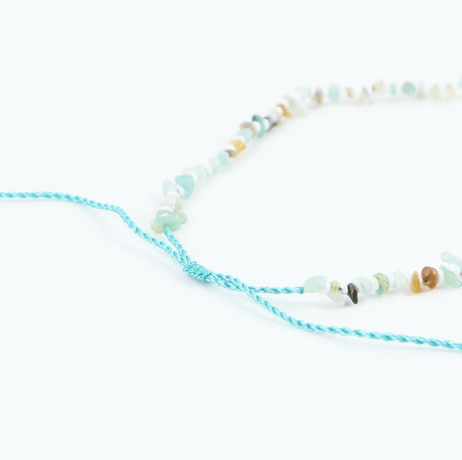 Pineapple Island Dunes Stone Bead Necklace - Turquoise/White