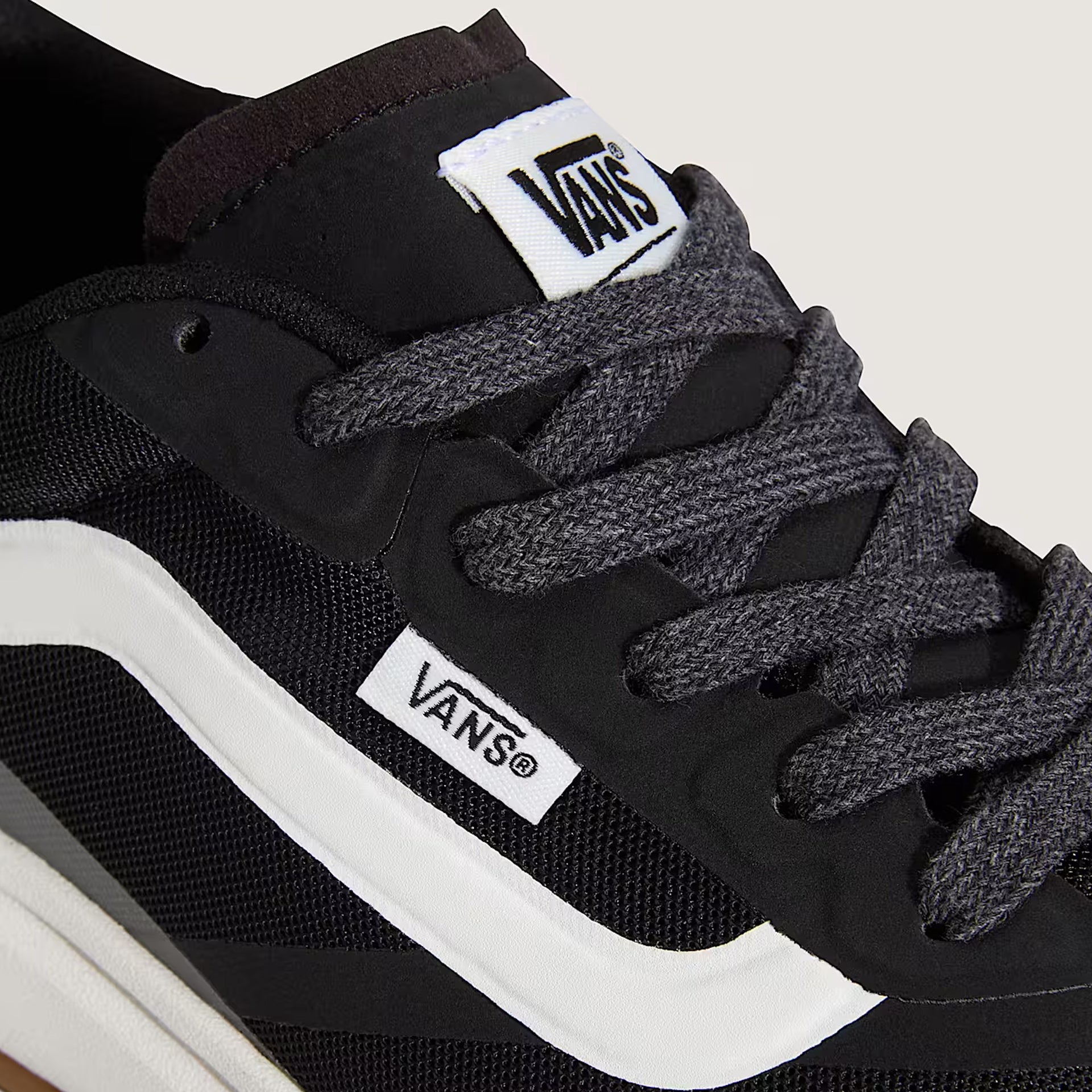 Vans Mens MTE Ultrarange 2.0 RW Shoes - Black - ManGo Surfing