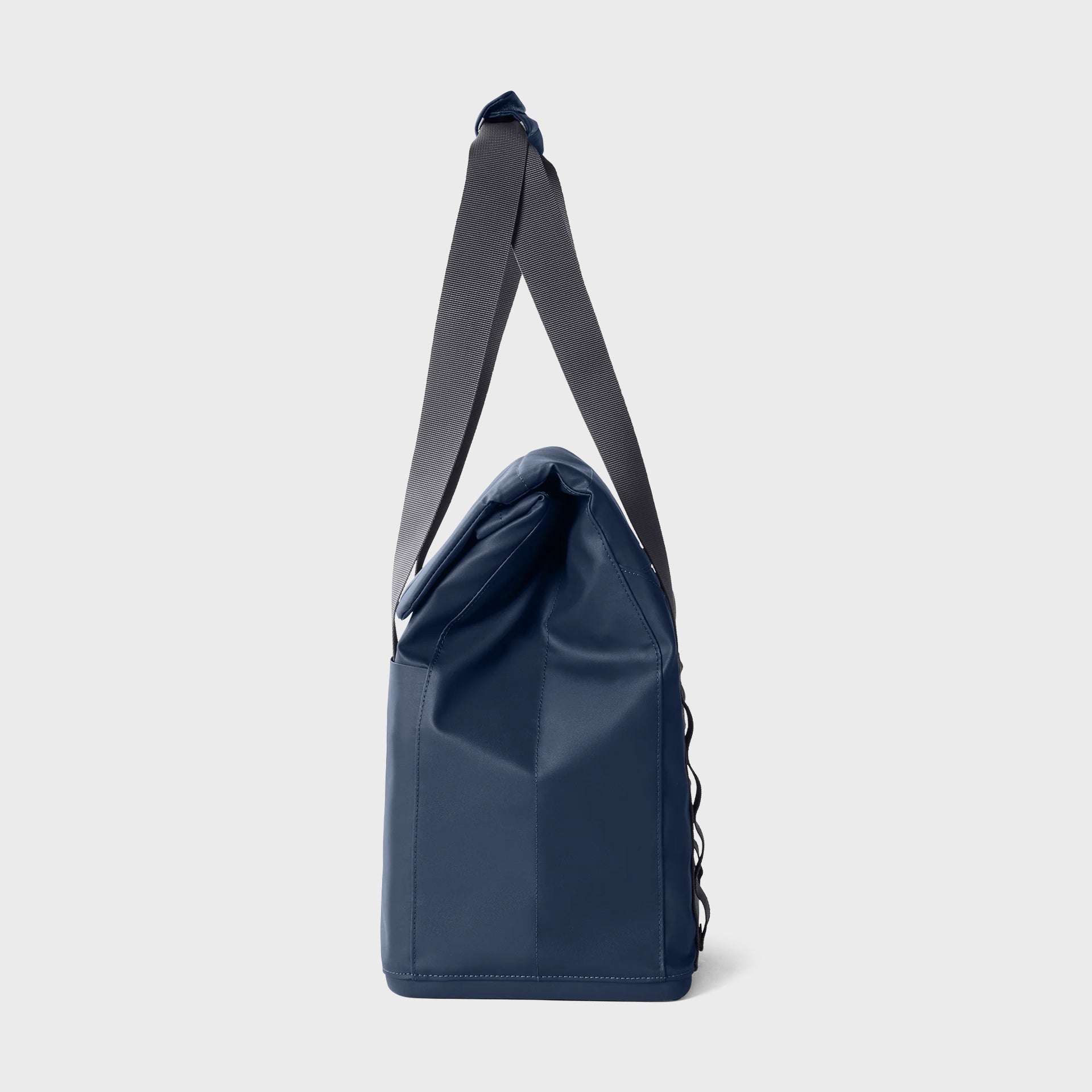 Yeti Daytrip 14L Insulated Tote Bag - Navy - ManGo Surfing