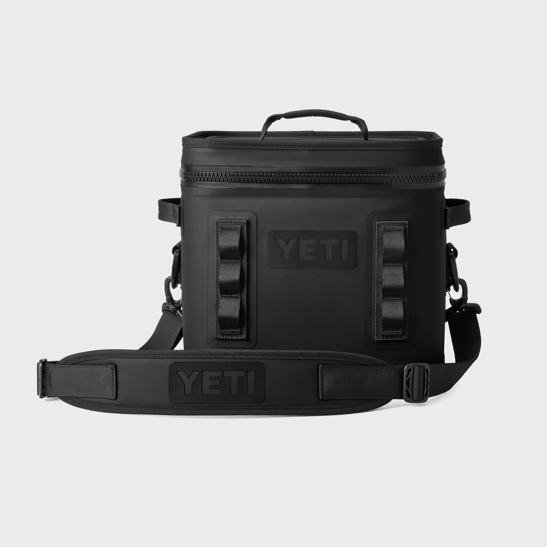 Yeti Hopper Flip 12 - Black - ManGo Surfing