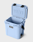 Yeti Roadie 24 Cool Box - Big Sky Blue