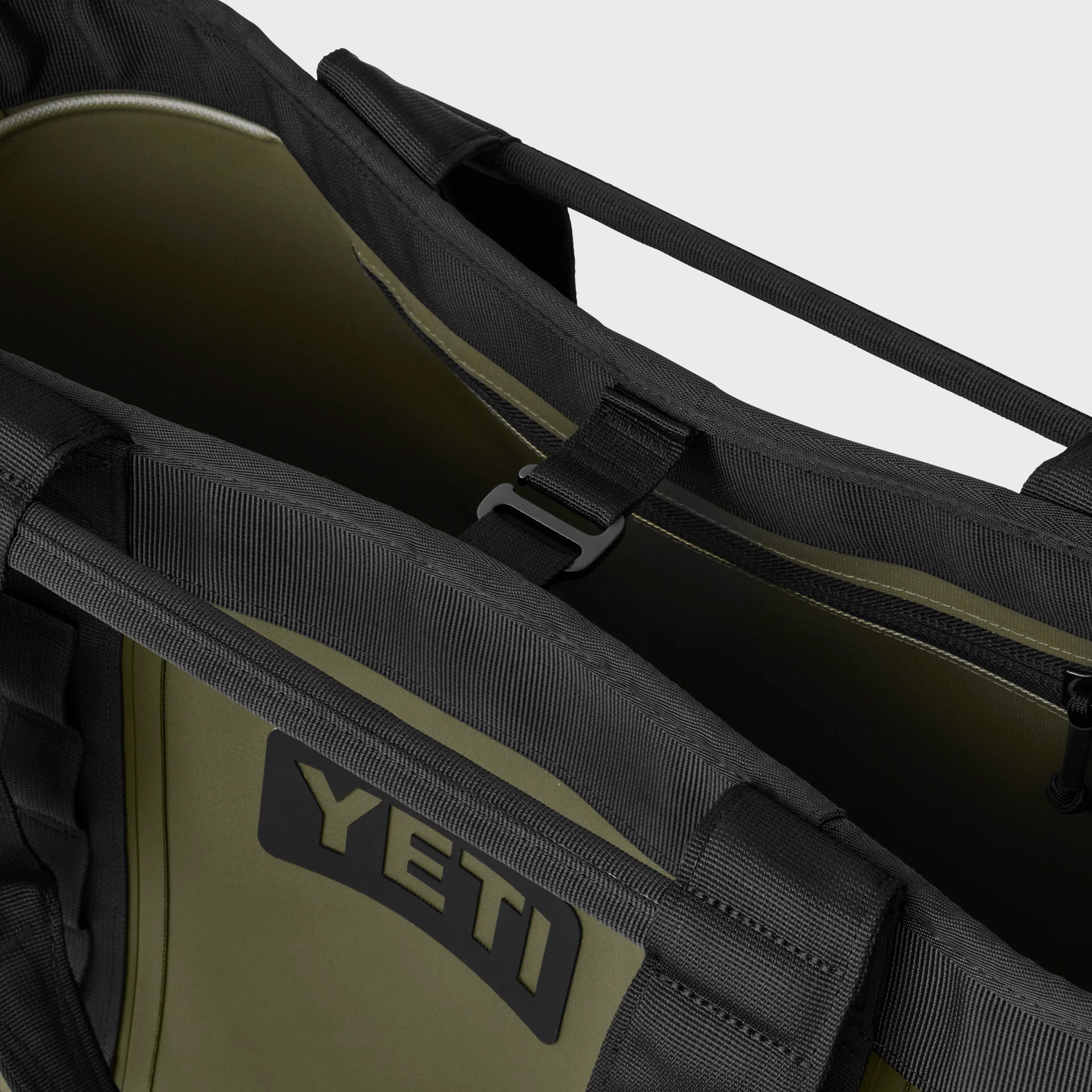 Yeti Camino 35 Carryall - Olive - ManGo Surfing