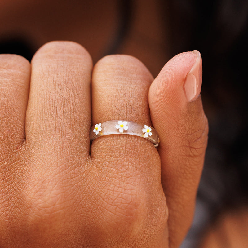 Daisy Resin Ring / Clear - ManGo Surfing