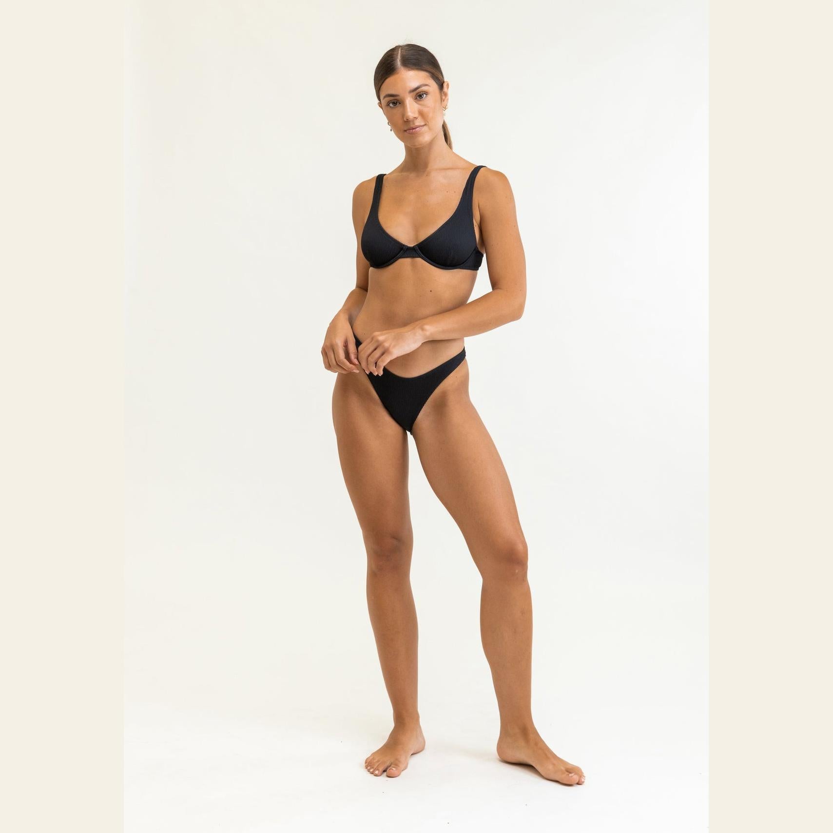 Palm Springs Underwire Top - Black - ManGo Surfing