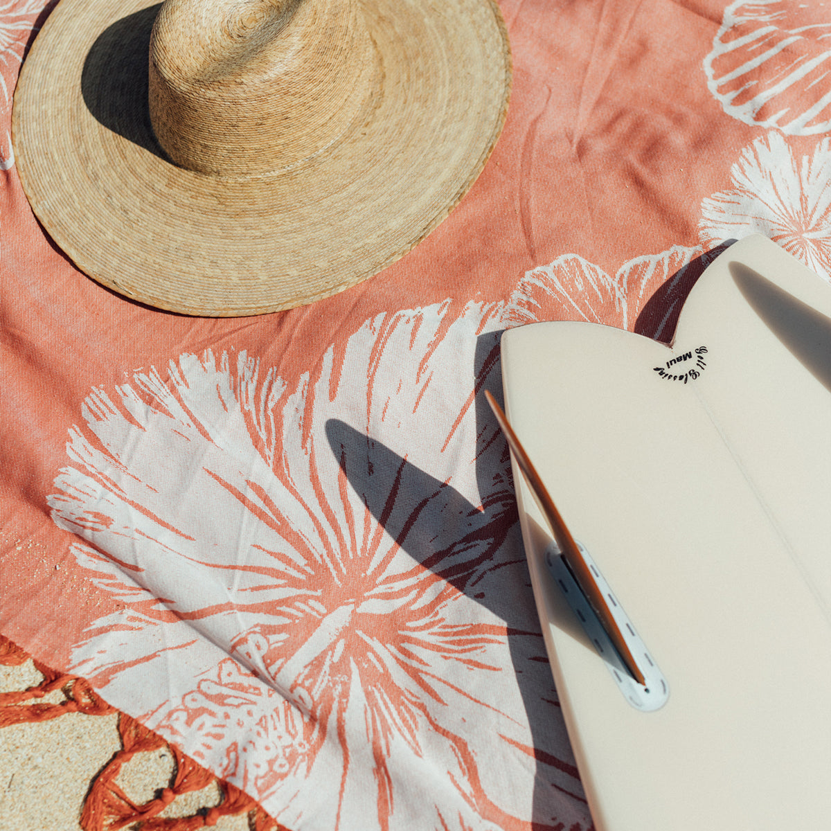Koki&#39;O Throw Blanket | Red | Beach Towel - ManGo Surfing